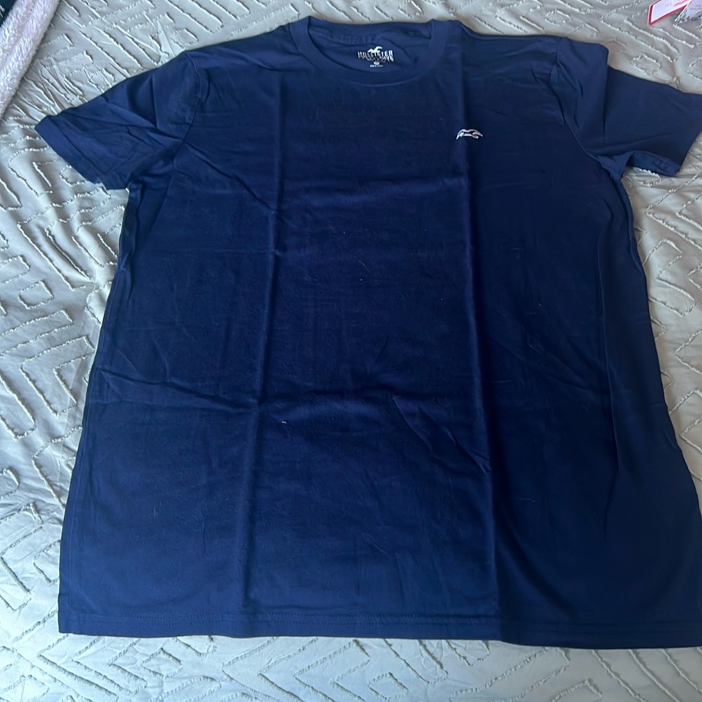 Hollister Navy T shirt